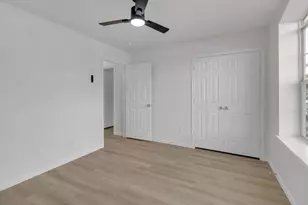 16413 Danika Oak Dr, Conroe, TX 77306 - Photo 17