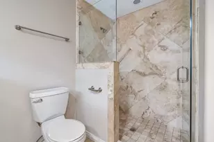 162 N Taylor Point Dr, The Woodlands, TX 77382 - Photo 27
