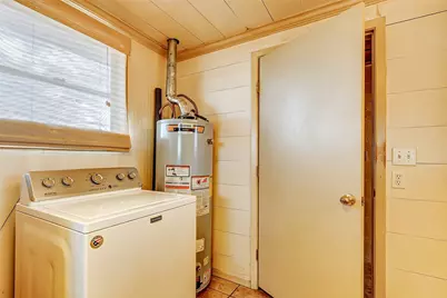 1712 Hwy 87, Crystal Beach, TX 77650 - Photo 31