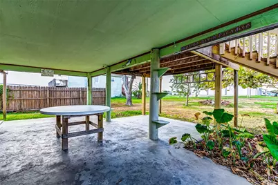 1712 Hwy 87, Crystal Beach, TX 77650 - Photo 35
