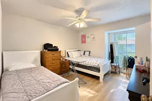 700 Thicket Ln, Houston, TX 77079 - Photo 27