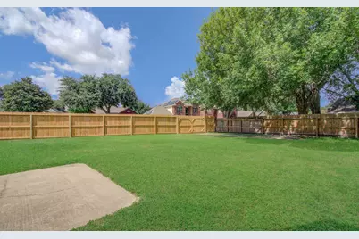 12203 Heritage Grove Drive, Houston, TX 77066 - Photo 11