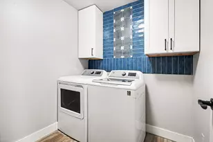 101 W Larkspur Dr, Hillcrest Village, TX 77511 - Photo 15