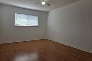 12177 Sharpview Dr, Houston, TX 77072 - Photo 15