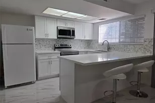 12177 Sharpview Dr, Houston, TX 77072 - Photo 5