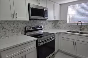 12177 Sharpview Dr, Houston, TX 77072 - Photo 7