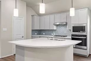 22423 Sawmill Pass Ln, Porter, TX 77365 - Photo 3