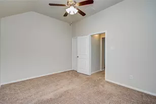 10202 S Goshawk Trl, Conroe, TX 77385 - Photo 31