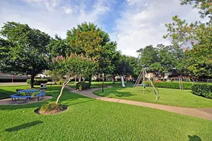 6479 Olympia Dr, Houston, TX 77057 - Photo 17