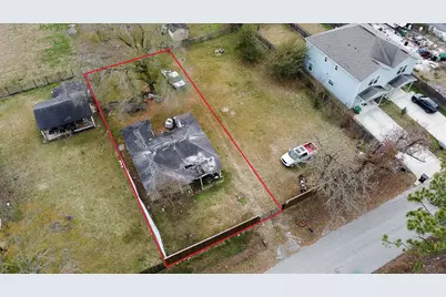 8118 Caddo Road, Houston, TX 77078 - Photo 1