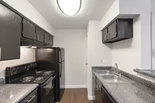 2800 S Ashford Rd, Houston, TX 77082 - Photo 9