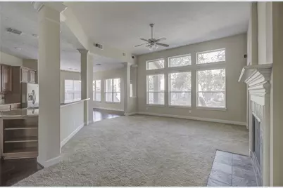 70 S Almondell Circle, The Woodlands, TX 77354 - Photo 11