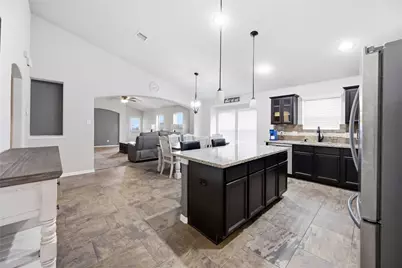 712 Rim Water Drive, Alvin, TX 77511 - Photo 7
