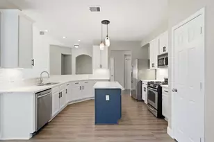 2810 Lockeridge Pines Dr, Spring, TX 77386 - Photo 5