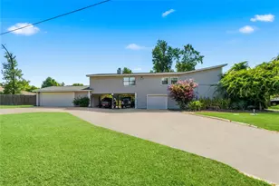 146 Creekside Dr, Onalaska, TX 77360 - Photo 5