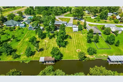 146 Creekside Drive, Onalaska, TX 77360 - Photo 11