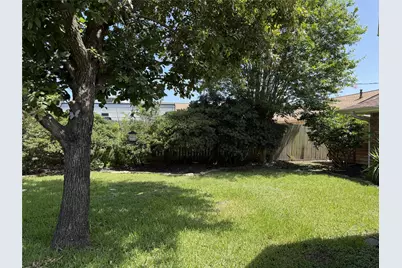 2402 Cypress Street, Galveston, TX 77551 - Photo 29