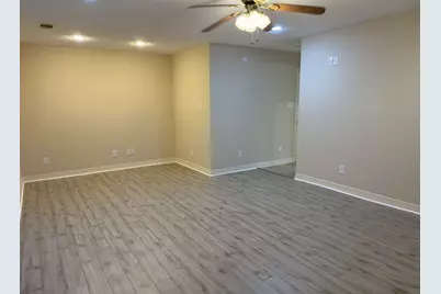 2402 Cypress Street, Galveston, TX 77551 - Photo 7