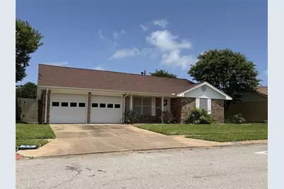 2402 Cypress Street, Galveston, TX 77551 - Photo 1