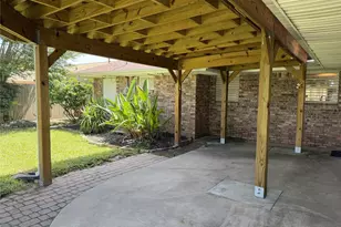 2402 Cypress St, Galveston, TX 77551 - Photo 27