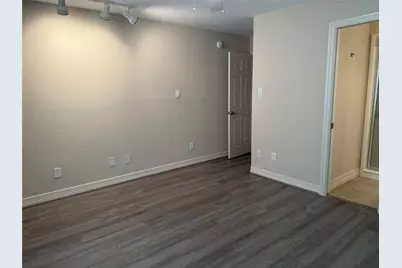 2402 Cypress Street, Galveston, TX 77551 - Photo 13