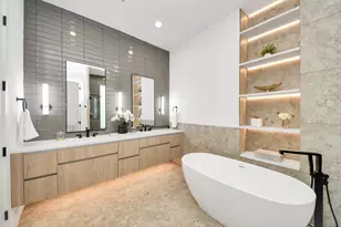 1601 W 25th St, Houston, TX 77008 - Photo 27