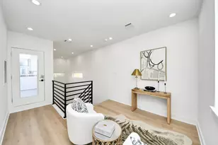 1601 W 25th St, Houston, TX 77008 - Photo 35