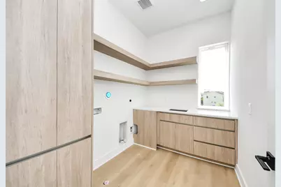 1601 W 25th Street, Houston, TX 77008 - Photo 33