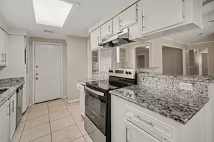 9707 Mackworth Dr, Stafford, TX 77477 - Photo 11