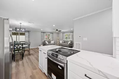 16746 Main Street, Splendora, TX 77372 - Photo 13