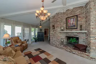 893 Lakeshore Dr, Brookeland, TX 75931 - Photo 13