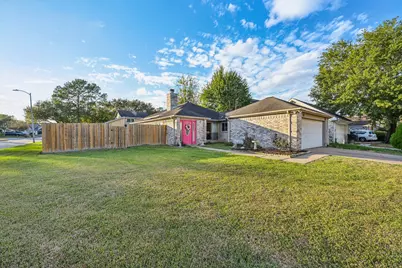 2918 Crest Park Drive, Houston, TX 77082 - Photo 3