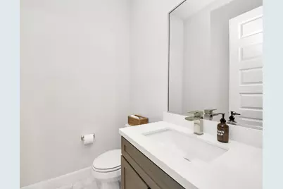 2719 Clinton Drive, Houston, TX 77020 - Photo 37