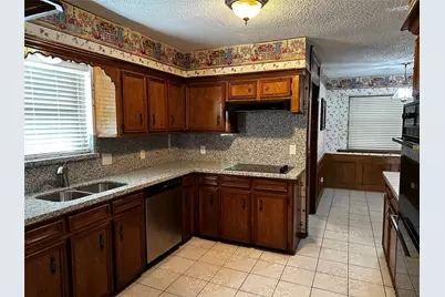 330 Maybrook Drive, Houston, TX 77015 - Photo 9