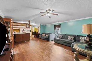 3610 Nuggent St, Houston, TX 77093 - Photo 3