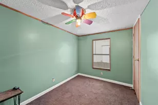 3610 Nuggent St, Houston, TX 77093 - Photo 11