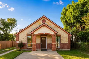 225 Palmyra St, Houston, TX 77022 - Photo 1