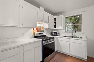 225 Palmyra St, Houston, TX 77022 - Photo 3