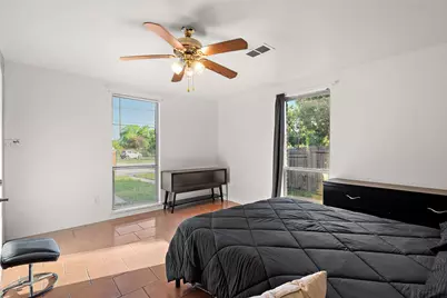 225 Palmyra Street, Houston, TX 77022 - Photo 7