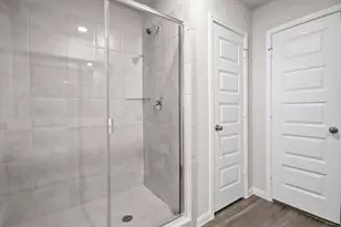 13773 Sunshine Peak Dr, Willis, TX 77318 - Photo 11