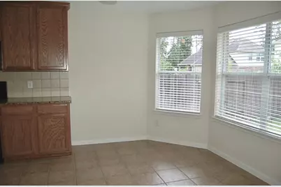 138 Bryce Branch, The Woodlands, TX 77382 - Photo 11