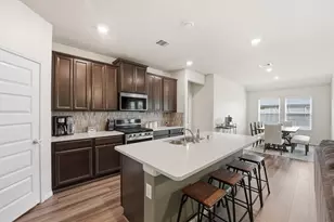 931 Modesto Dr, Rosharon, TX 77583 - Photo 7