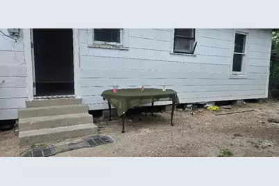 1411 McNeil Street, Houston, TX 77009 - Photo 9