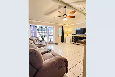15119 McLeod Drive, Houston, TX 77060 - Photo 9