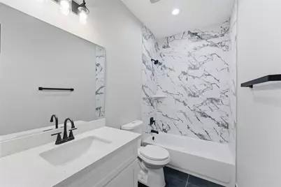 9722 Tuffly St, Houston, TX 77029 - Photo 5