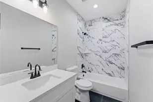 9722 Tuffly St, Houston, TX 77029 - Photo 5