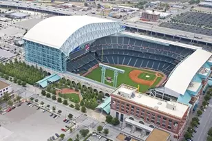 2010 St Charles St, Houston, TX 77003 - Photo 37