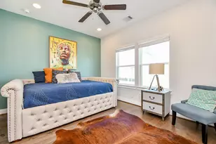 2010 St Charles St, Houston, TX 77003 - Photo 23