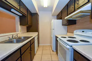 1524 Beaumont Rd, Baytown, TX 77520 - Photo 7