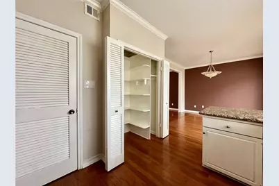 5849 Sugar Hill Drive, Houston, TX 77057 - Photo 11